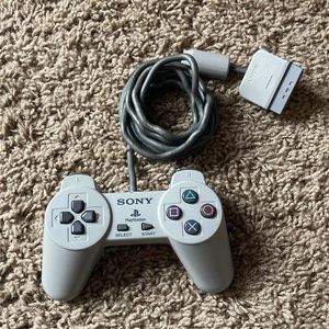Original 90s PlayStation 1 wired game controller
